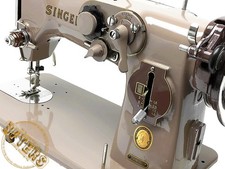 Ancienne machine à coudre à