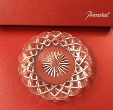 dessous de carafe / bouteille cristal signé BACCARAT modèle DIAMANTS CARRES 14,5
