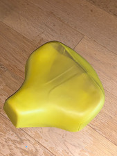 Dessus de selle jaune