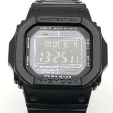 Montre numérique CASIO G-SHOCK GW-M5610 noire état d'usage avec rayures