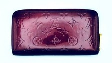 Portefeuille Louis Vuitton zippé monogramme vernis - violet - authentique M93575