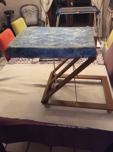 Repose pied bois réglable - pied, en