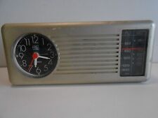 RADIO REVEIL VINTAGE CELECT 2000 / ALARM CLOCK