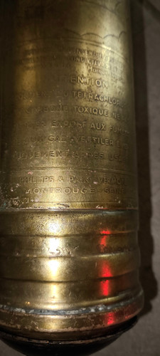 Ancien extincteur pyrene - extincteur,