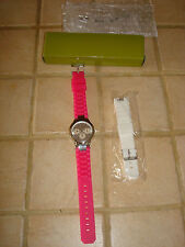 montre femme 2 bracelets interchangeables neuve avec certificat de garantie 2ans