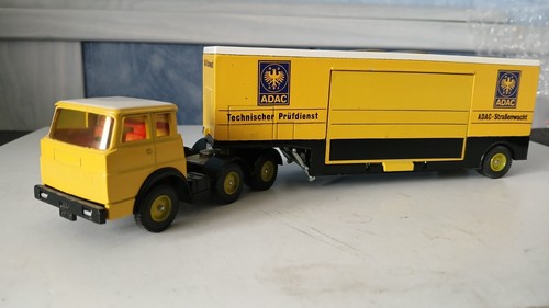 Siku camion remorque - +,