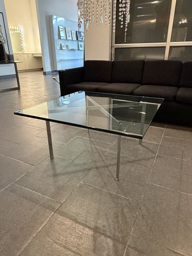 Mies van der rohe - mies, knoll