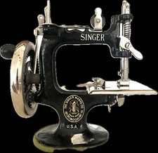 Ancienne machine à coudre Singer enfant USA