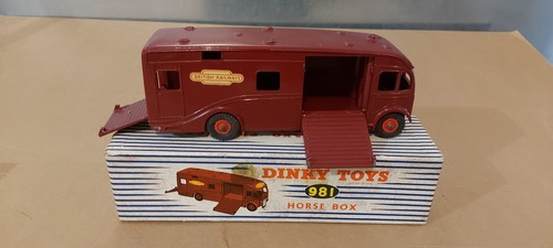 Horse box dinky toys ref - box,