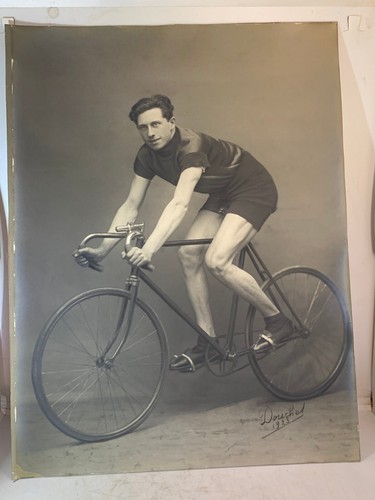 Ancienne photo cycliste date - ancienne,