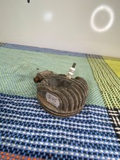 Culasse mobylette à restaurer nettoyer en bonne état. A845