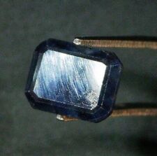 saphir naturel bleu 2,71 carat semi-transparent