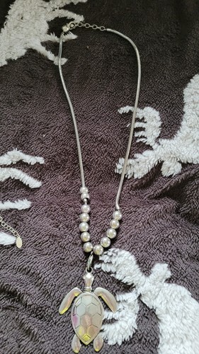 Collier motif tortue et - collier,
