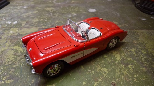 Burago chevrolet corvette - chevrolet,
