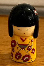 Fève Poupée Japonaise