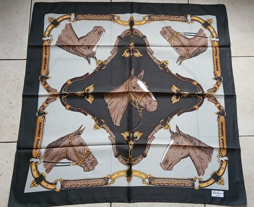 Beau carré foulard - beau, vintage