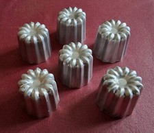 Lot de 6 Anciens Moules à Cannelés Gâteaux en Aluminium