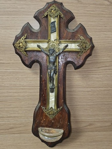 Grande croix catholique