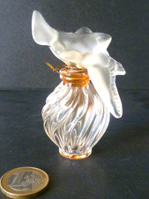 ANCIEN FLACON DE PARFUM NINA