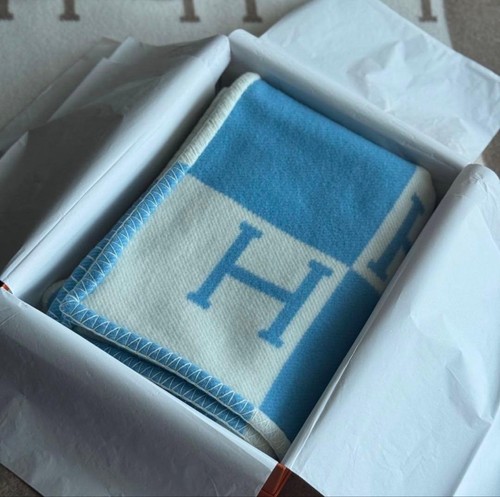 Authentic brand new hermes - brand,