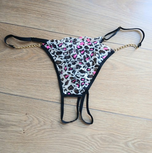 String fendu entrejambe - string,