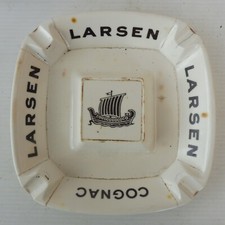 Cendrier Ashtray publicitaire - LARSEN COGNAC 14 cm x 14 cm
