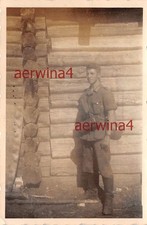 soldat allemand avec casque en