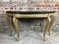 Console de style Louis XV en bois sculpté à dessus bois noir ciré