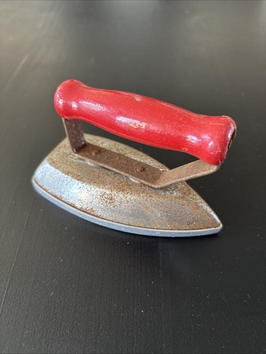 Ancien fer repasser jouet - ancien, a
