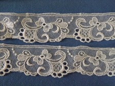 dentelle fine, 4.10 m X 3 cm
