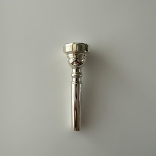 Embouchure trompette signature