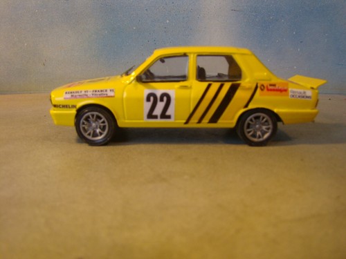 Renault 12 gordini - 12,