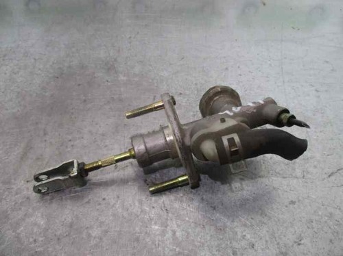 Cylindre emetteur embrayage - cylindre,