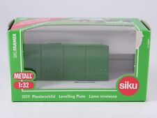 Siku 1/32 2055 Lame niveleuse