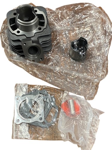 Cylindre piston type - , origine