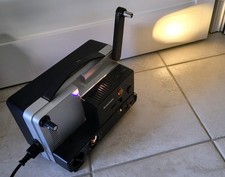 Projecteur Magnon pour films 8