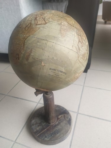 Très ancien globe - , terrestre