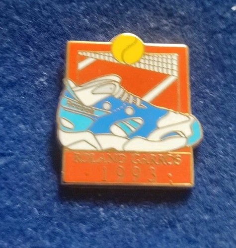 Rare pin roland garros - roland,
