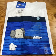 Shirt uniqlo kaws - t-shirt, x