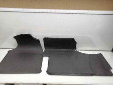 B66560851 TAPIS DE SOL /