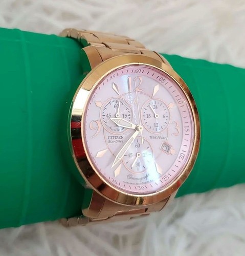 Montre chronographe solaire