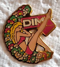A25 Pin's Pins Pin épinglette  Femme sexy Pin Up DIM Lingerie