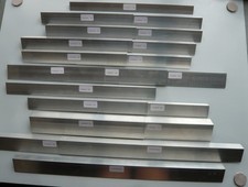 LOT de 20 cornières en