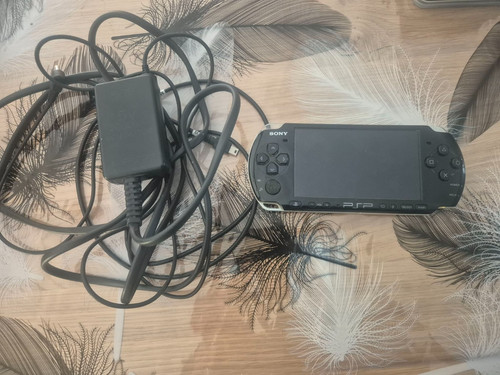 Psp 3000 noire - 3000, fonctionnelle