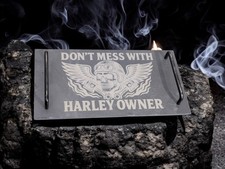 Plateau decoratif en ardoise 25×13cm: Don’t Mess With Harley Owner– biker skull