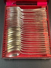 Ménagère 24 pièces grands