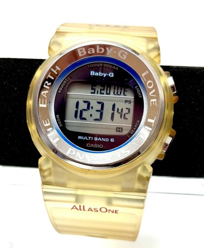 Montre solaire robuste pour