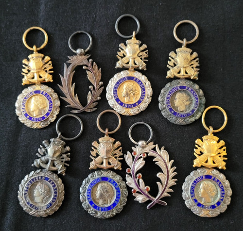 Lot médailles argent - de, en