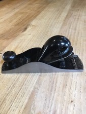 Rabot á bloc Stanley no 120,fabrique aux Etat- Unis,entre 1921-1933