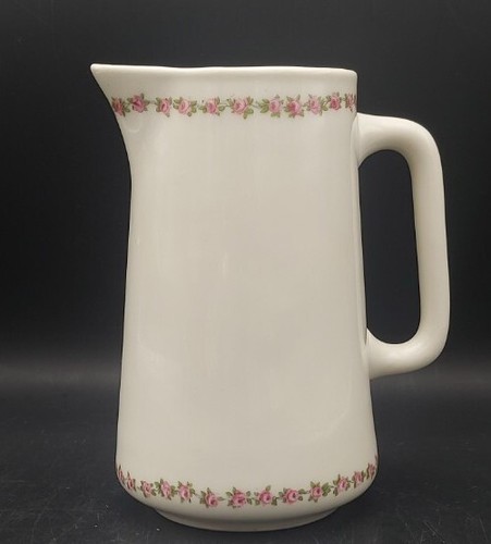 Pot eau lait porcelaine - a,